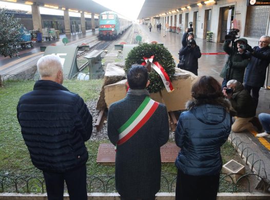 Cerimonia in ricordo dei deportati dal binario 16 della stazione di Santa Maria Novella
