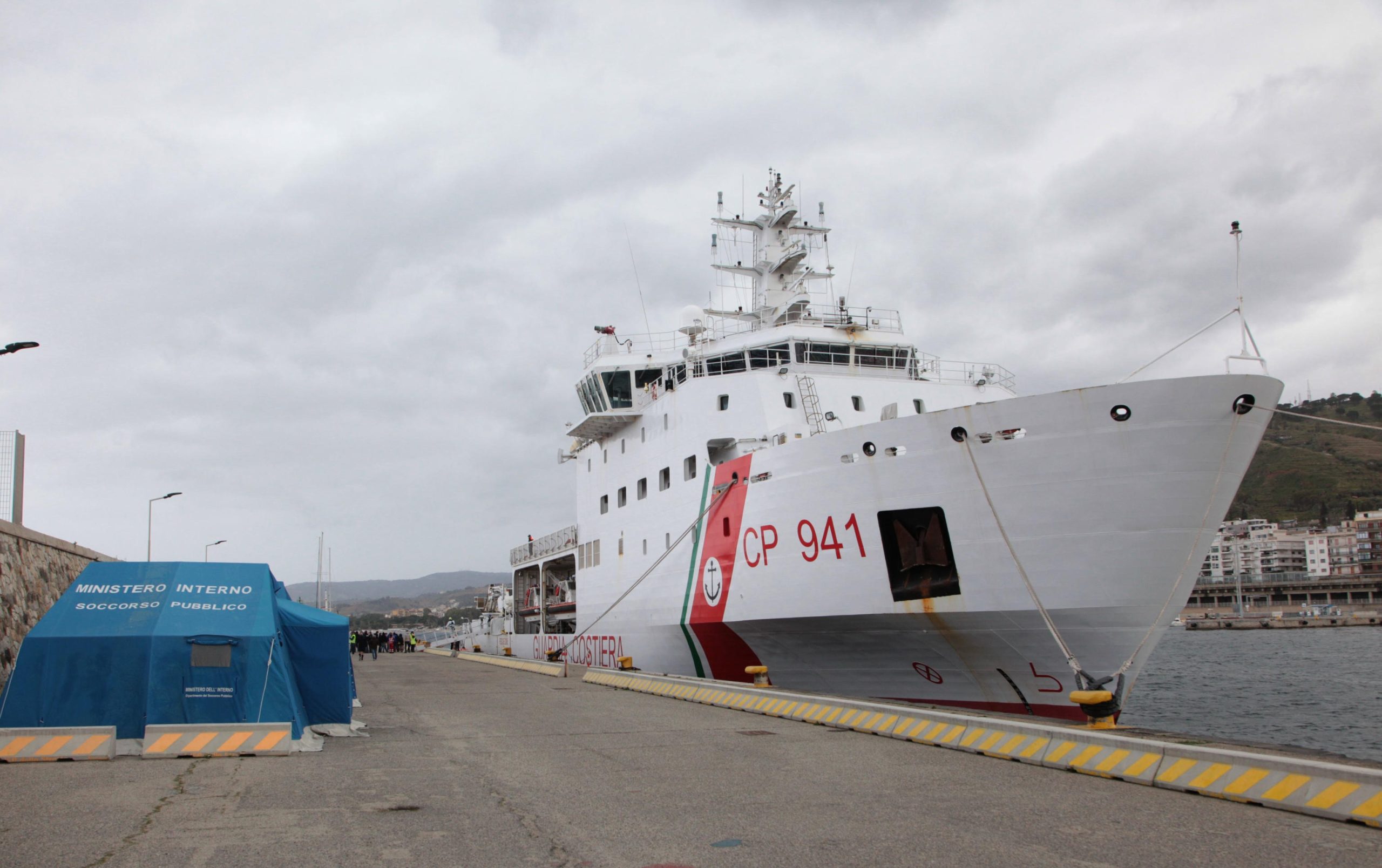 La nave Diciotti della Guardia Costiera