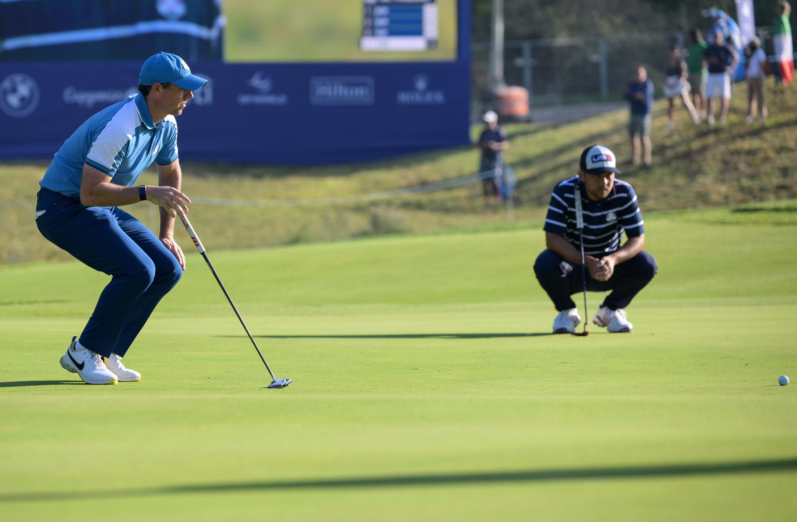 Il golfista del Team Europe Rory McIlory in azione