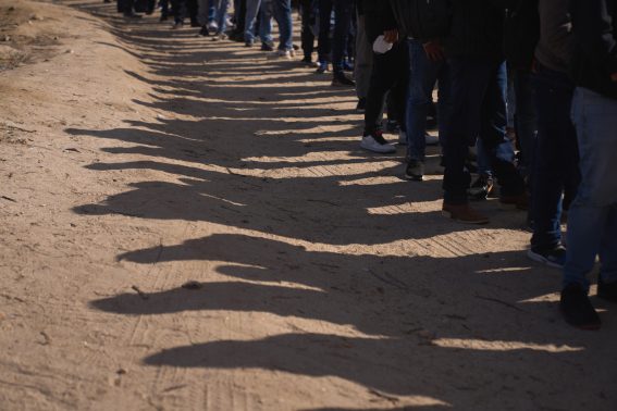 Ciudad Juárez è uno dei punti focali del flusso migratorio “senza precedenti” proveniente dal Messico e dall’America Centrale, come aveva già avvertito l’Organizzazione Internazionale per le Migrazioni (OIM), che all’inizio di novembre ha registrato un aumento annuo di oltre il 60% della migrazione irregolare. Ciudad Juárez è uno dei punti focali del flusso migratorio “senza precedenti” proveniente dal Messico e dall’America Centrale, come aveva già avvertito l’Organizzazione Internazionale per le Migrazioni (OIM), che all’inizio di novembre ha registrato un aumento annuo di oltre il 60% della migrazione irregolare.