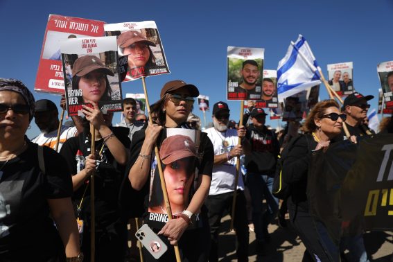 È partita da Reim, uno dei kibbutz di confine con Gaza più colpiti dai blitz di Hamas È partita da Reim, uno dei kibbutz di confine con Gaza più colpiti dai blitz di Hamas