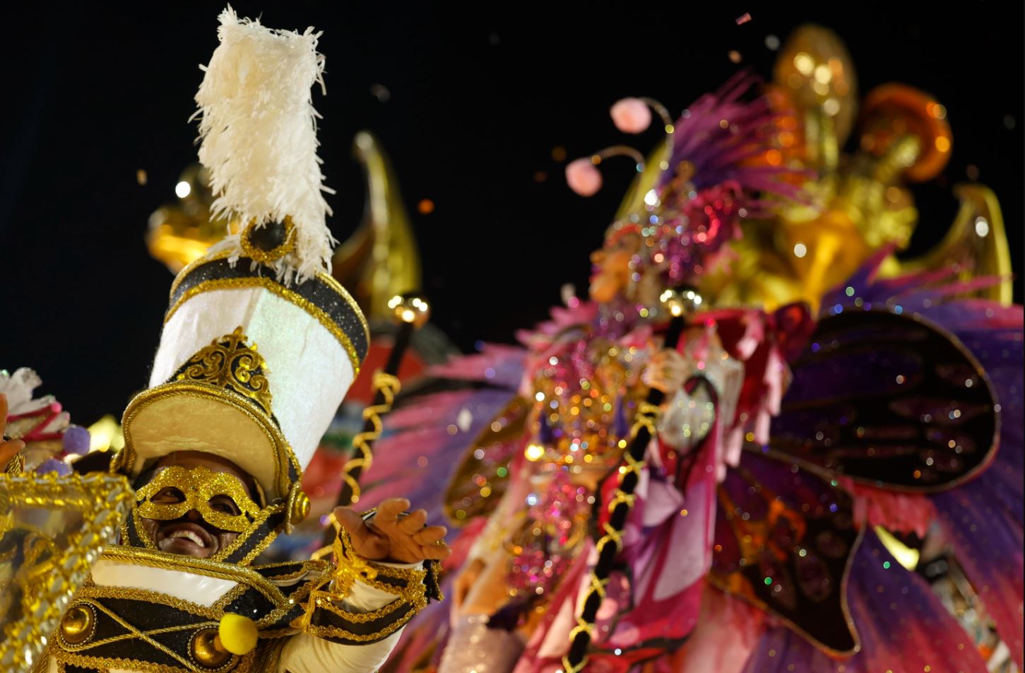 I figuranti della scuola di samba Beija-Flor