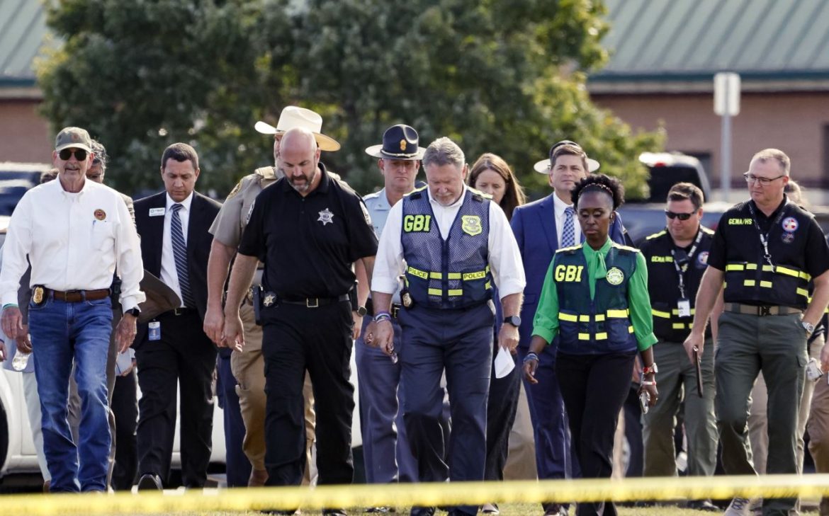 forse ordine prima della conferenza stampa