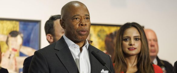 Nyt, il sindaco di New York incriminato sindaco new york incriminato