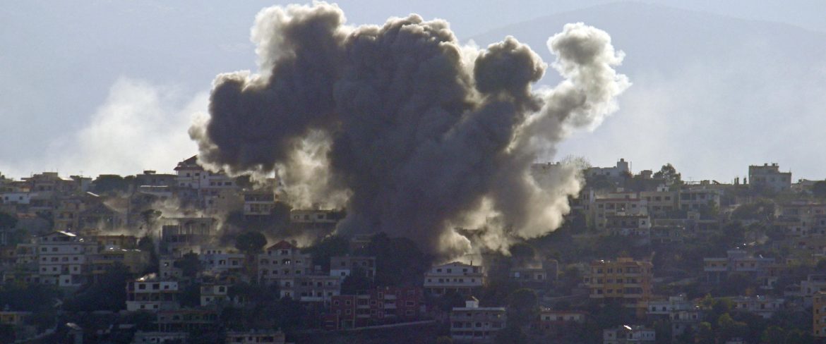 Israeli strikes hit south Lebanon