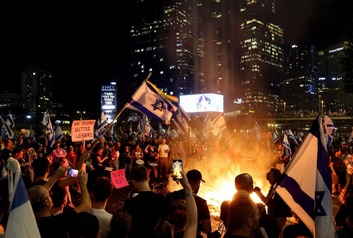 manifestanti israele