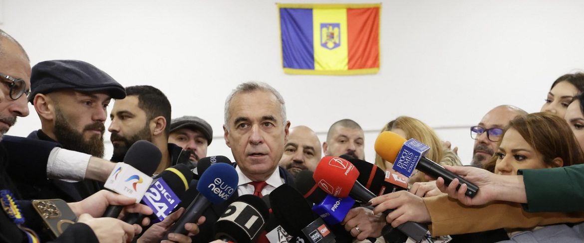 Romania: Georgescu in piazza contro l'annullamento del voto delle presidenziali Il candidato alle presindenziali romene Calin Georgescu | Foto Ansa