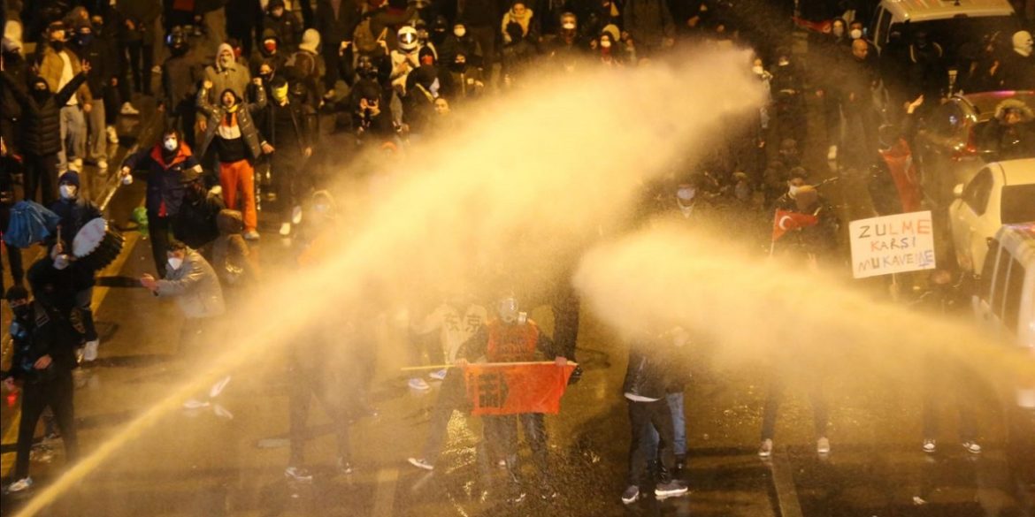 protesta 1
