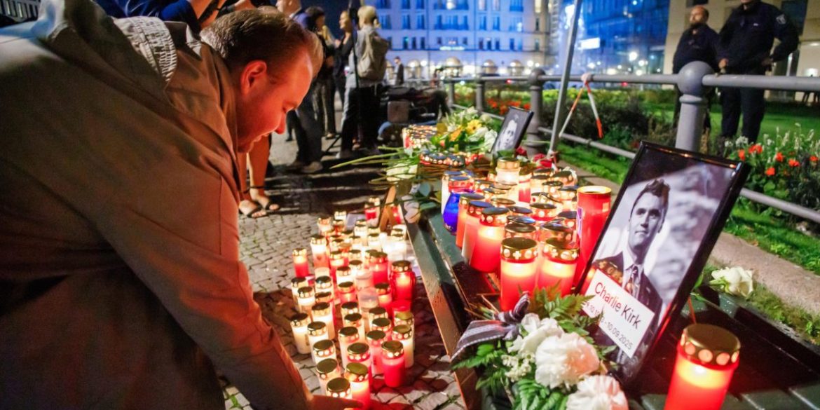SCATTIDELGIORNO: Vigil in Berlin in reaction to US political activist Charlie Kirk’s assassination