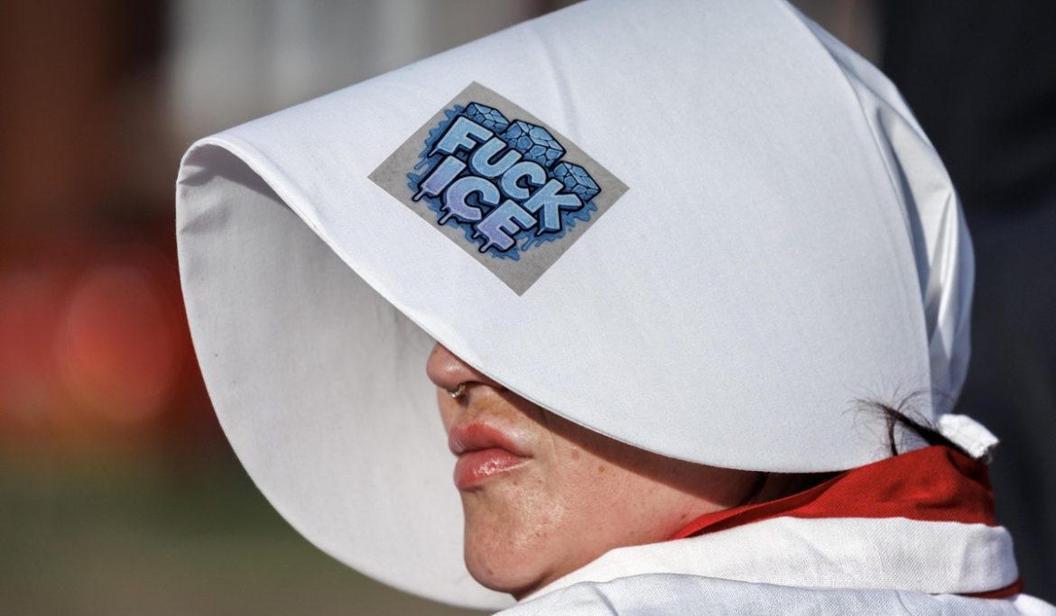 Le manifestazioni a Chicago contro l’Ice chicago ice