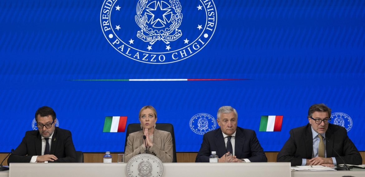 ++ Bozza manovra in 137 articoli,dall’Irpef alla rottamazione ++ Manovra affitti brevi