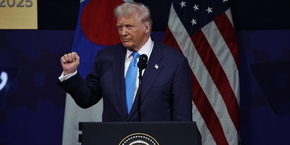 Donald Trump all’Apec trump