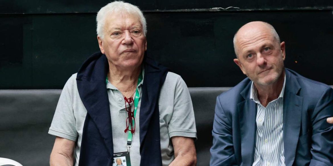 Nicola Pietrangeli e Angelo Binaghi presidente della Federazione italiana di tennis durante il match tra Italia e Croazia alla Coppa Davis a Bologna il 14 September 2022