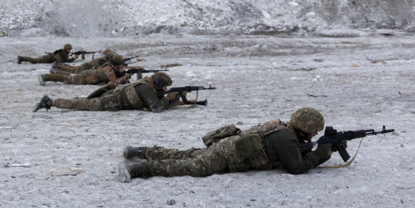 Soldati ucraini al fronte nella regione del Donetsk