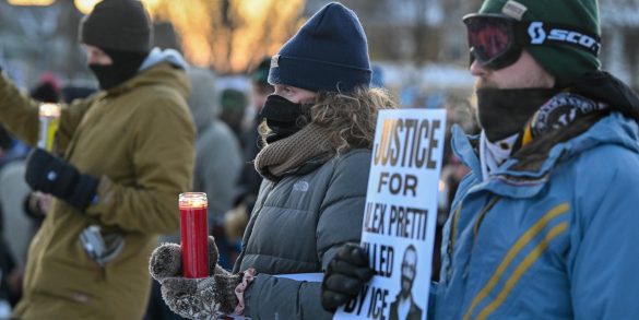 Vigil Held in Minneapolis After Fatal ICE Shooting