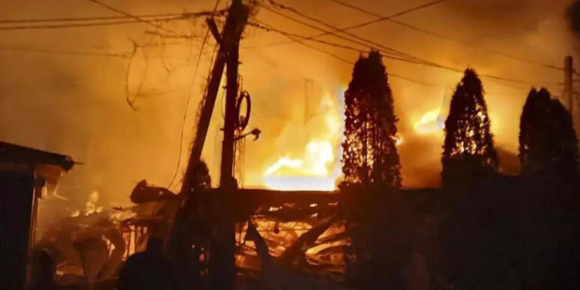 dicembre 2025 Capodanno di raid in Ucraina, Mosca denuncia una strage a Kherson Ucraina