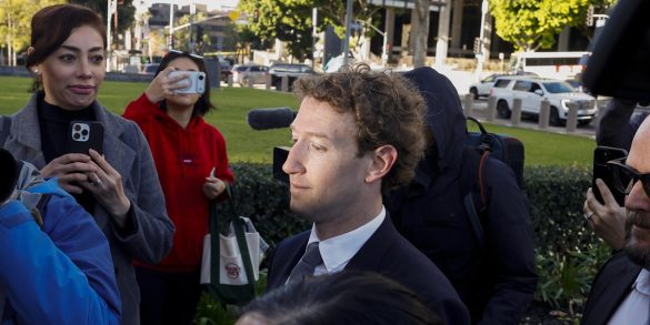 Dipendenza social Dipendenza social