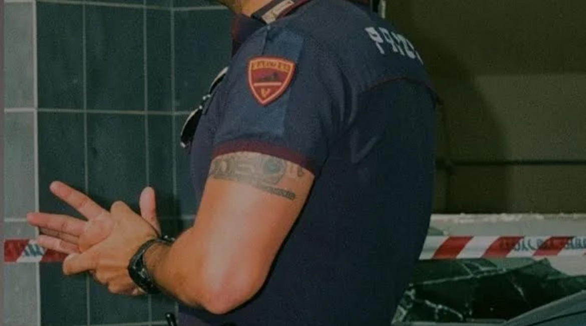 Agente ps Un agente della Polizia di Stato
