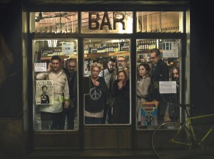 'El Bar' di Alex de la Iglesia - Spagna