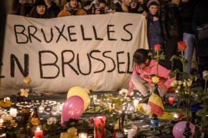 Belgio, a un anno dagli attacchi terroristici Bruxelles ricorda le sue vittime