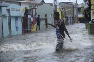 Rep. Domenicana. L'acqua fino alle ginocchia