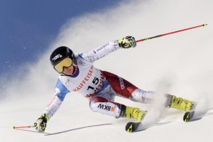 2.La grintosa prestazione della svizzera Simone Weild nel Gigante femminile 