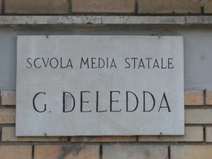 Nella zona tra Via Latina e Via Fortifiocca si trova un istituto comprensivo: dopo i dovuti accertamenti, la didattica non è stata sospesa