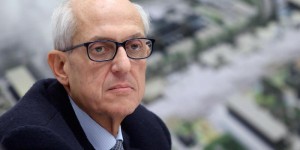 Secondo la delibera 50 del 2016 firmata dall'ex commissario straordinario della Capitale,Francesco Paolo Tronca, gli edifici da sgomberare in via prioritaria sono sedici. Tra questi c'era anche il palazzo in via Curtatone. 