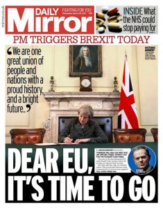 prima pagina del tabloid Daily Mirror