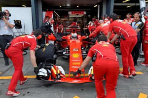 Sebastian Vettel e il team Ferrari